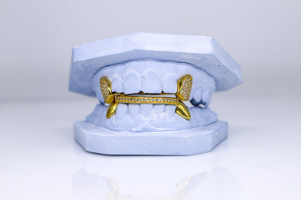 One Row Diamond Bar With Two Diamond Teeth Grillz